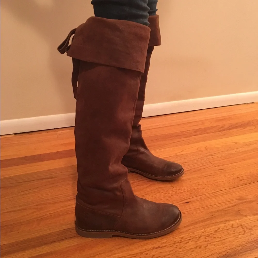 ❣SALE ❣Frye Boots - Picture 4 of 4